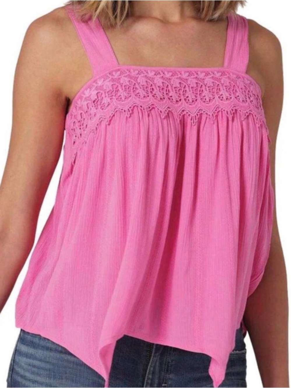 Wrangler Pink Lace Trim Crinkle Texture Handkerchief Hem Sleeveless Top NWT